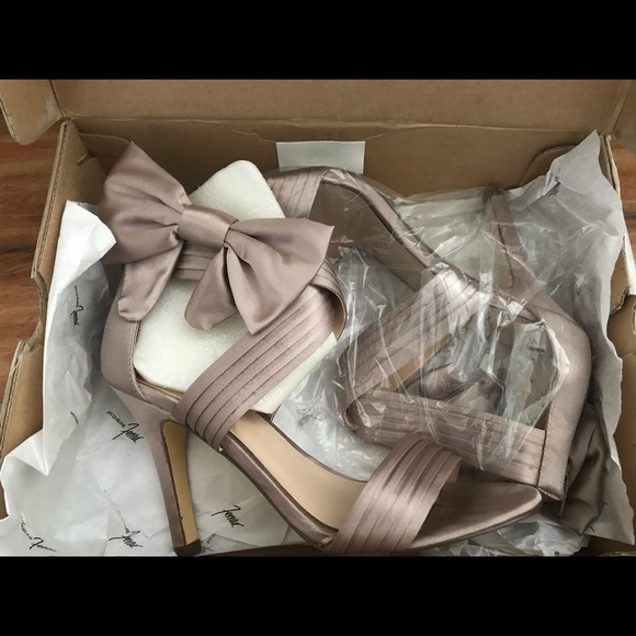 Beau Taupe Heels - Picture 3 of 3